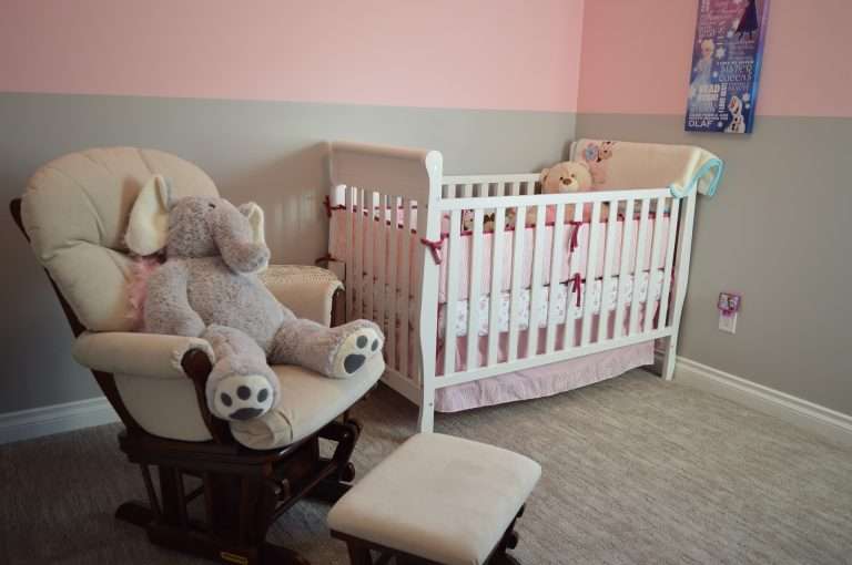 Babybett 70 x 140 cm in weiss