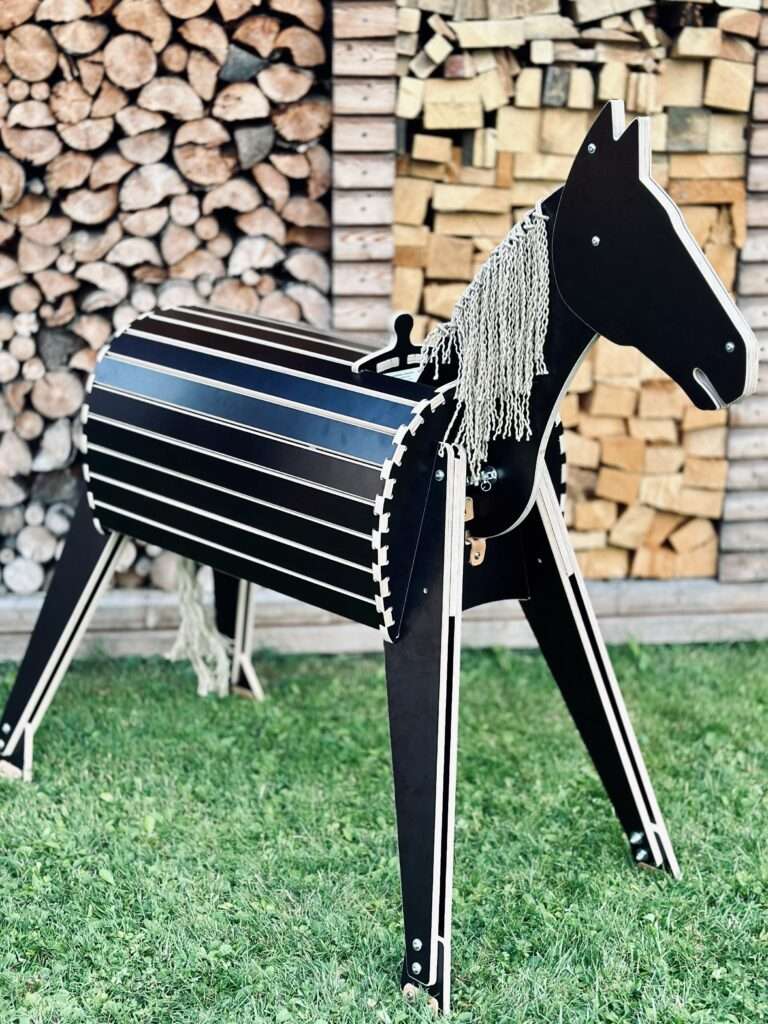 ferdi Holzpferd
